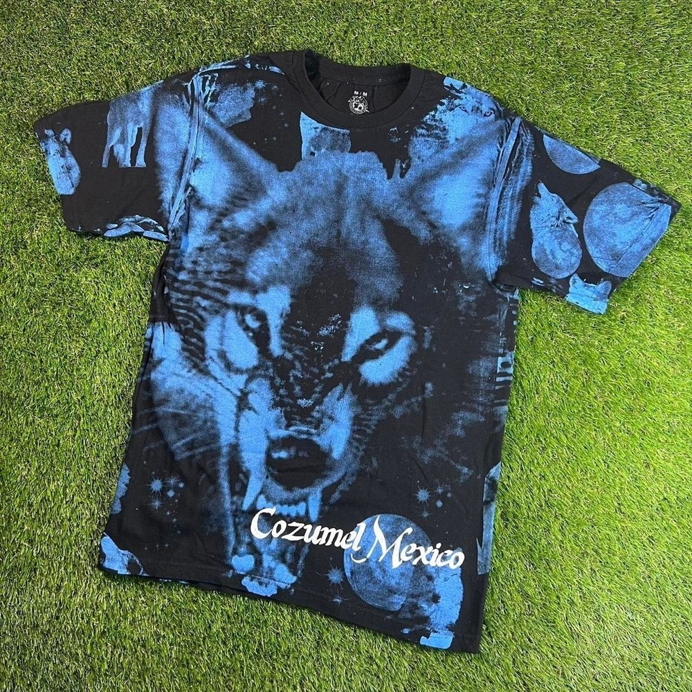 Y2K Wolf Moon All Over Print Cozumel Mexico Graphic T Shirt Medium Black